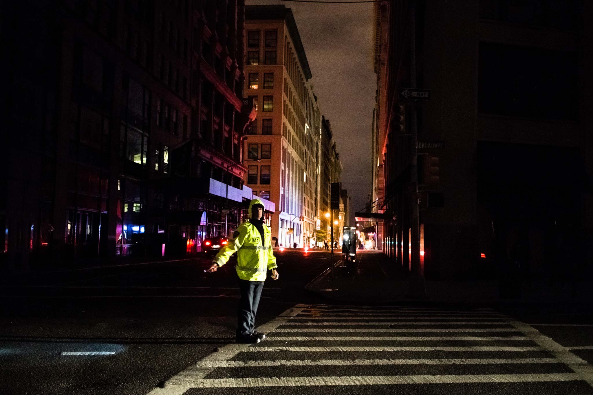 /images/galleries/sandy/sandy-flatiron-police.jpg