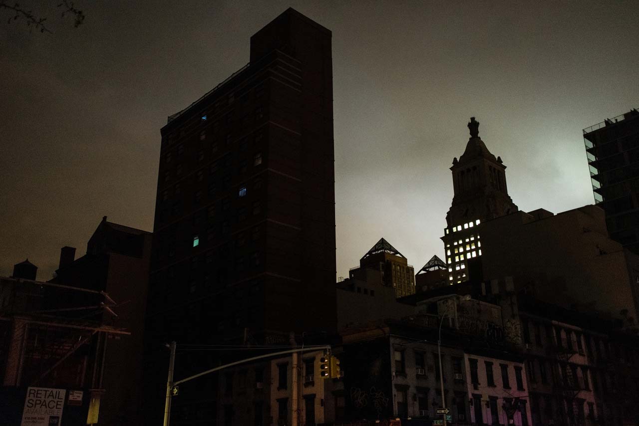 /images/galleries/sandy/sandy-unionsquare-skyline.jpg